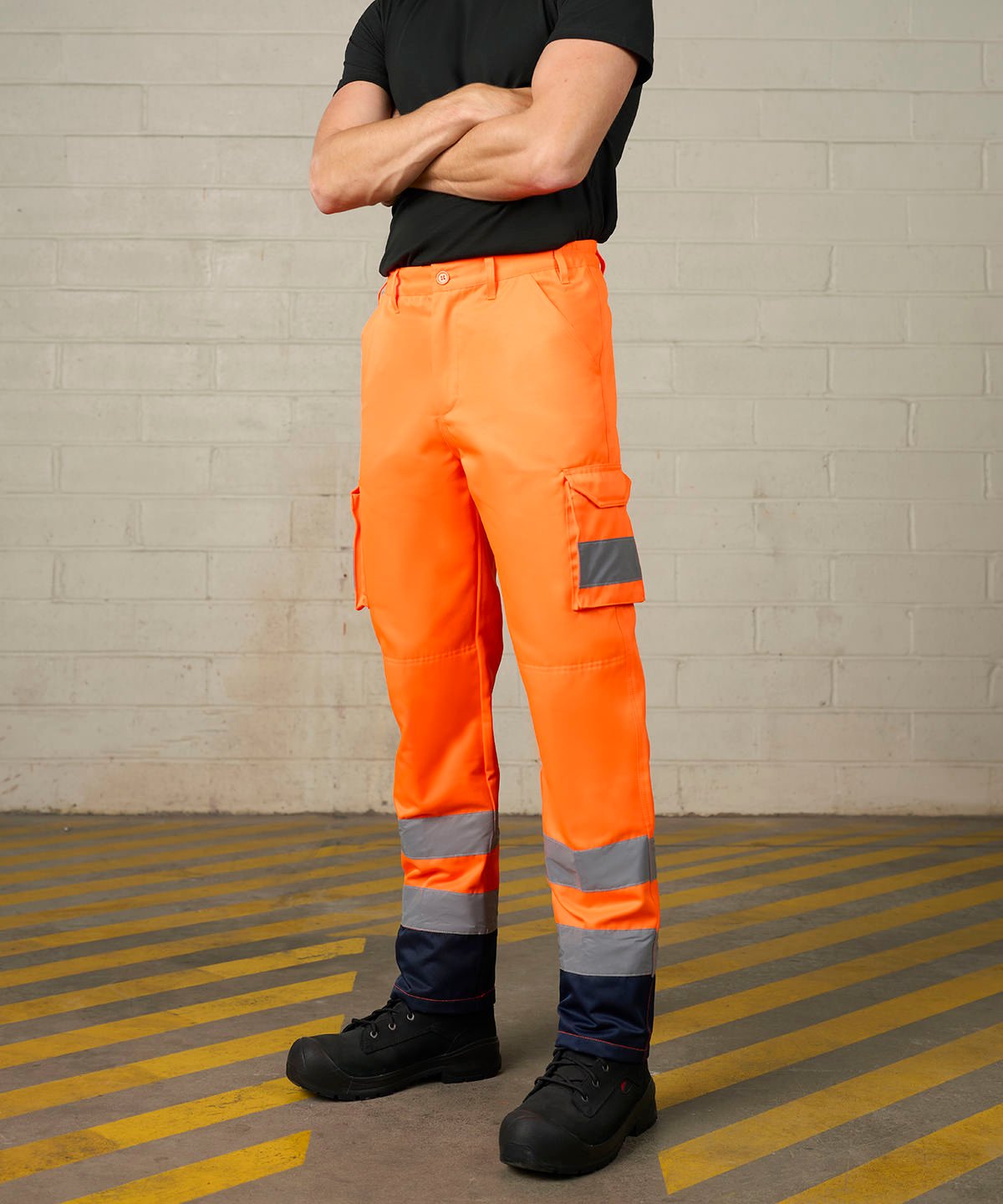Cargo trousers 1 Cargo trousers